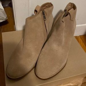 BRAND NEW Madewell Leather Ankle Boots in Otter sz 9